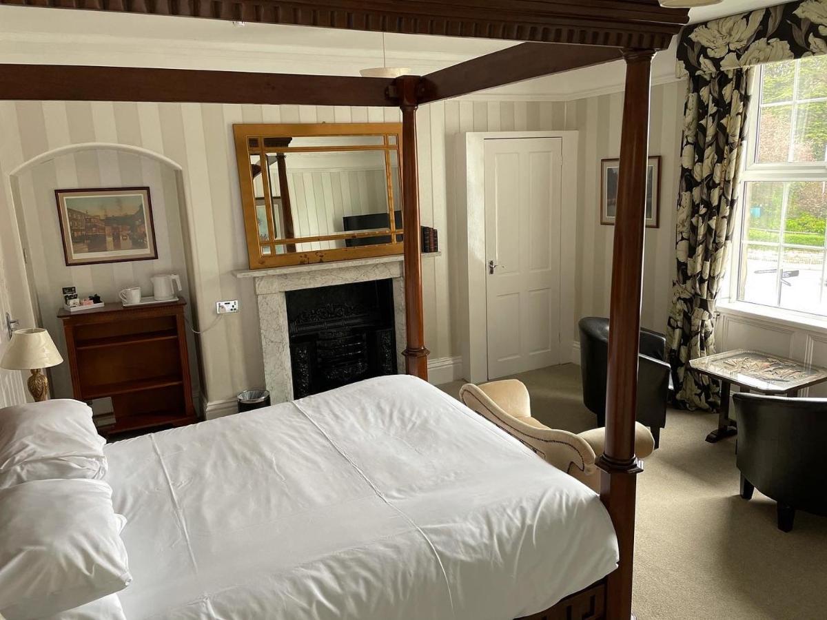 مبيت وإفطار ويتبي Arundel House المظهر الخارجي الصورة